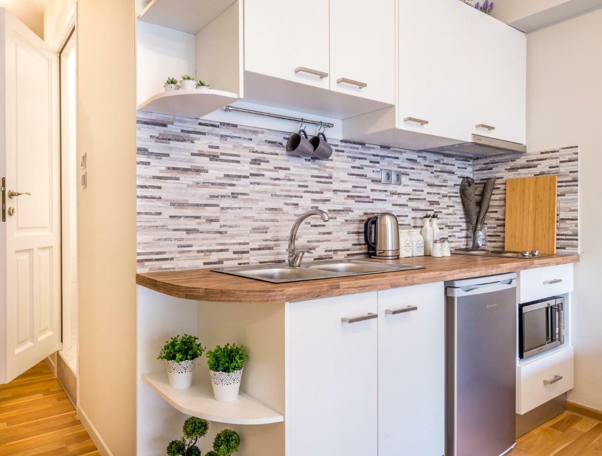 Exceptionally Located Studio Apartment 雅典 外观 照片